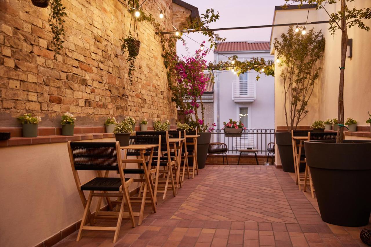 Hotel Battisti 56 Porto SantʼElpidio Exteriér fotografie